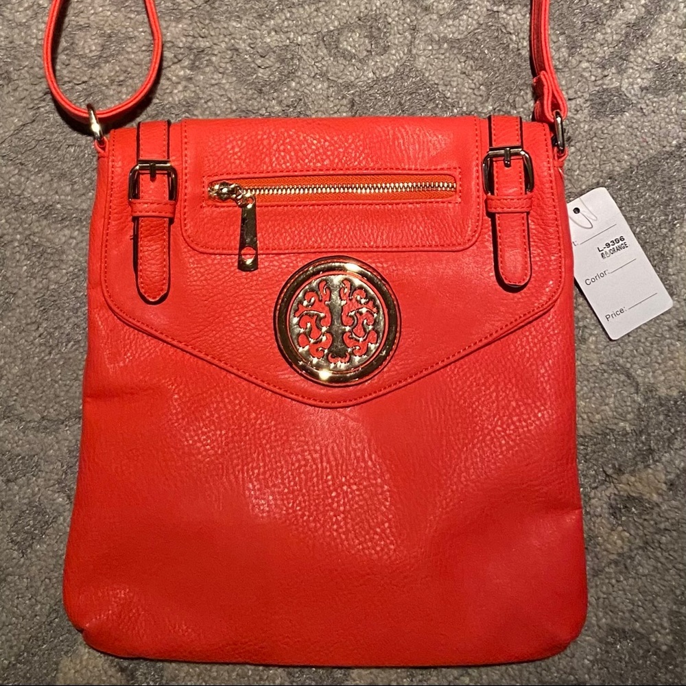 HANDBAGS - Picture 2 of 2